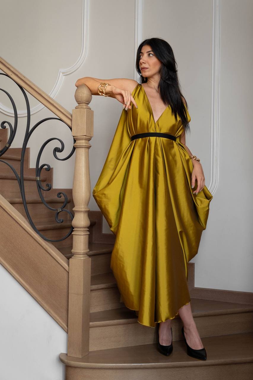 Maria-Gharibian-Paris-Fashion-Week-Hoonch.jpeg
