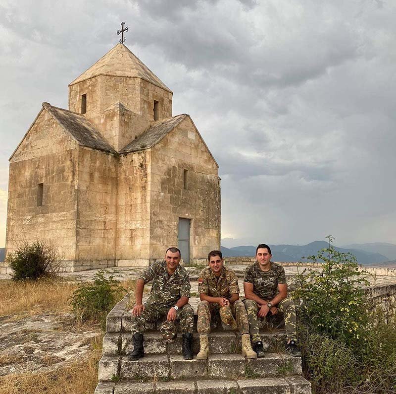 Խաղաղ օրերին զորամասի զամպալիտը`փոխգնդապետ Բաղդասարյան